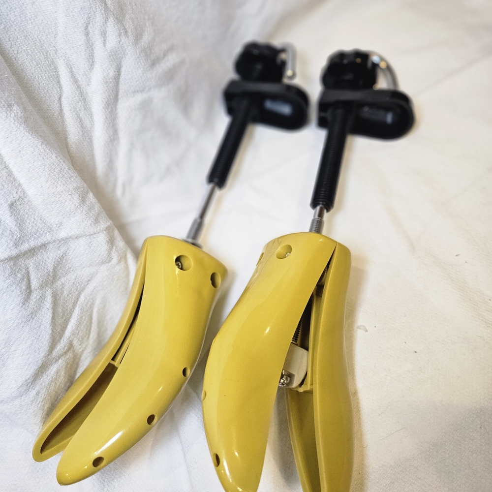 Yellow Shoe Stretchers